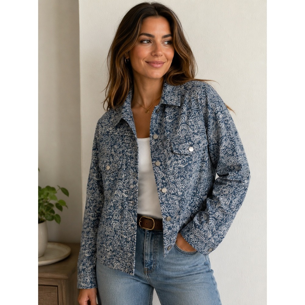 Solitaire Blue Floral Paisley Denim Chore Jacket Womens Medium Utility Shacket